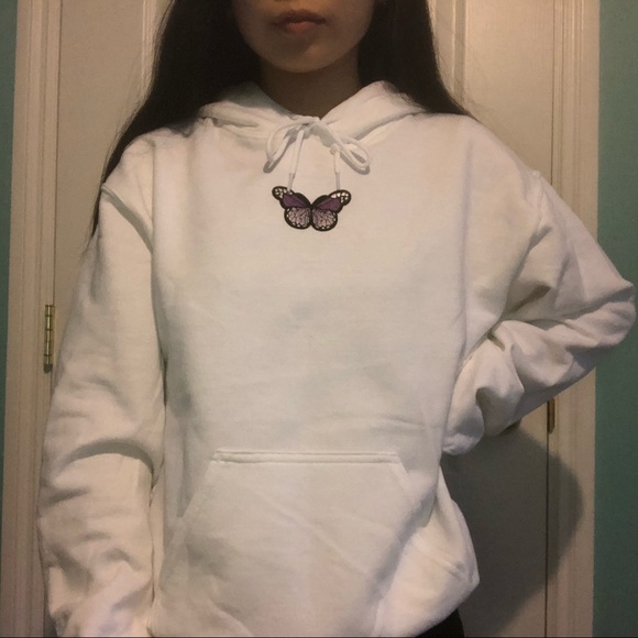 Butterfly Sweater - Picture 2 of 6